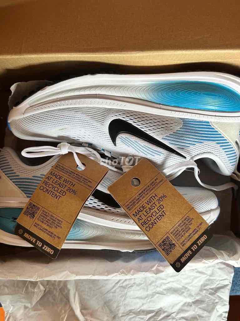 Giày thể thao Nike Vomero 18 size 40 chính hãng. Mua bán Giày dép tại Thành phố Đà Lạt Lâm Đồng được đăng bởi Gia Minh hình 1