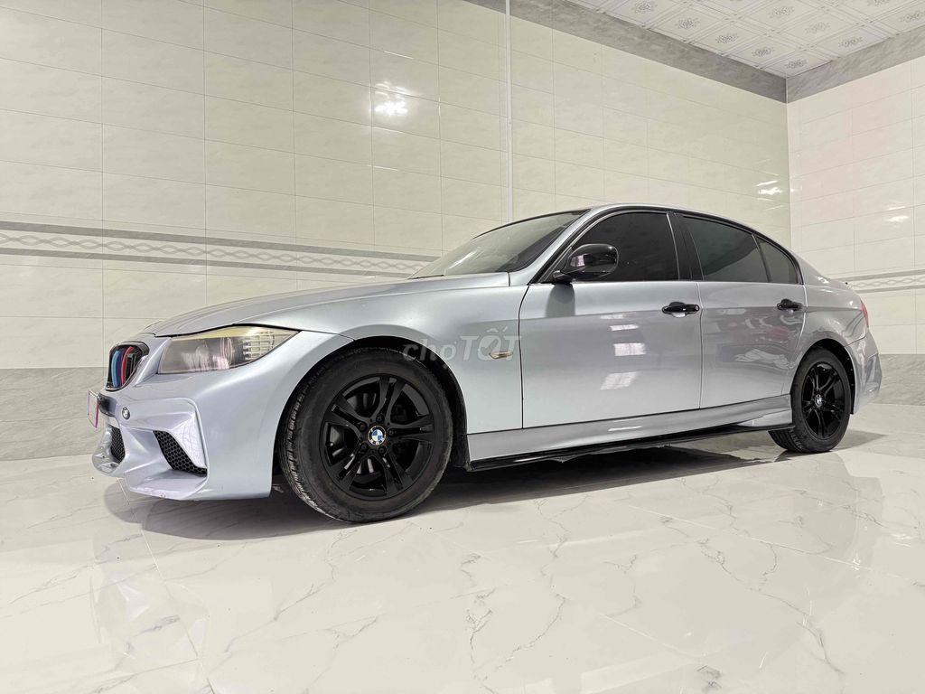 BMW 3 Series 201*** km. Mua bán Ô tô tại Huyện Hòn Đất Kiên Giang được đăng bởi Nguyễn Văn Cần hình 1