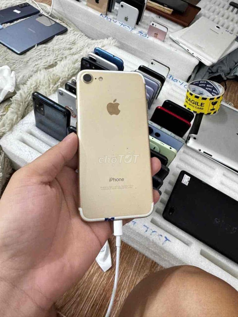 7g,32g,full vân,pin78,vỏ viền ok,sim ok. Mua bán Điện thoại tại Thành phố Thủ Dầu Một Bình Dương được đăng bởi Phước Mobile hình 1