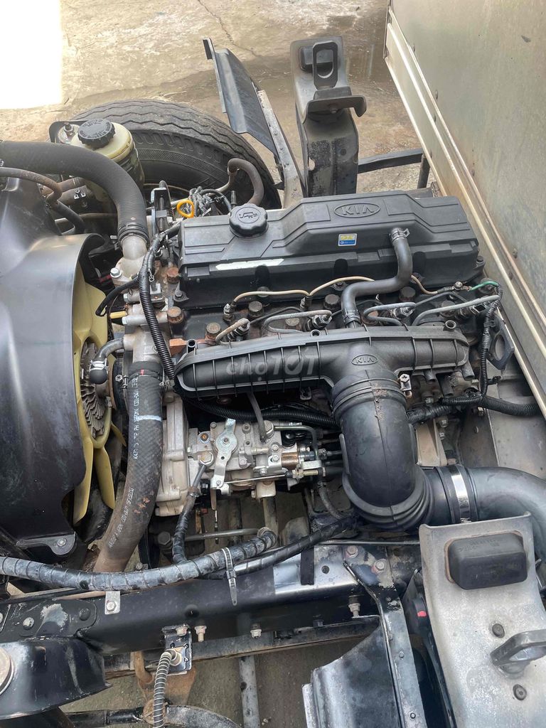 K165. trọng tải 2.4 tấn đời 2015. xe 1 chủ Sơn zin. Mua bán Xe tải, xe ben tại Thành phố Dĩ An Bình Dương được đăng bởi Tuan hình 7