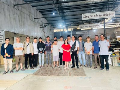 mình cần  THỢ MỘC PHỤ MỘC GỖ CN làm q9. Việc làm tại Thành phố Thủ Đức Tp Hồ Chí Minh được đăng bởi NỘI THẤT THUẦN XUÂN hình 1