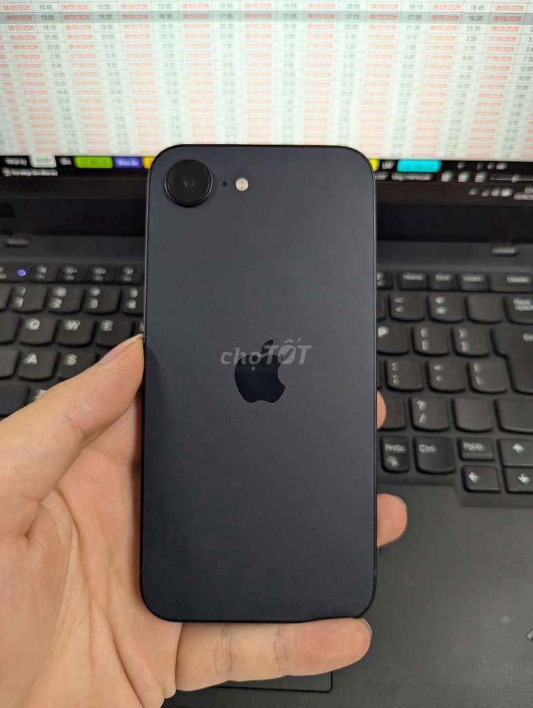 Apple iPhone 16e 128GB Đen VNA Mới. Mua bán Điện thoại tại Huyện Thanh Trì Hà Nội được đăng bởi Trần Huy hình 1