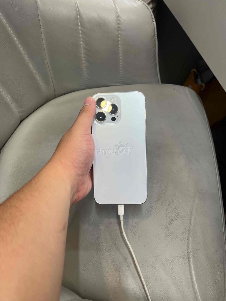 14 Promax trắng VNA vỏ đẹp pin 100 có bảo hành. Mua bán Điện thoại tại Quận 1 Tp Hồ Chí Minh được đăng bởi Bùi Minh Trí hình 1