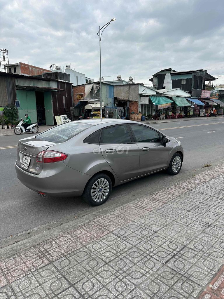 Ford Fiesta 2013 1.6 AT xe cực mới rin 100%. Mua bán Ô tô tại Quận 12 Tp Hồ Chí Minh được đăng bởi tuan minh hình 2