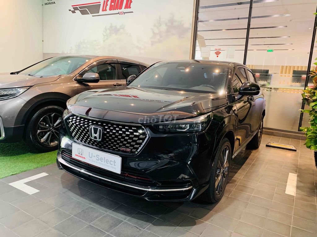 Honda HRV RS 2024 - 19000km Siêu Đẹp Hãng Bán. Mua bán Ô tô tại Quận 7 Tp Hồ Chí Minh được đăng bởi Honda Ôtô SG Quận 7 hình 2