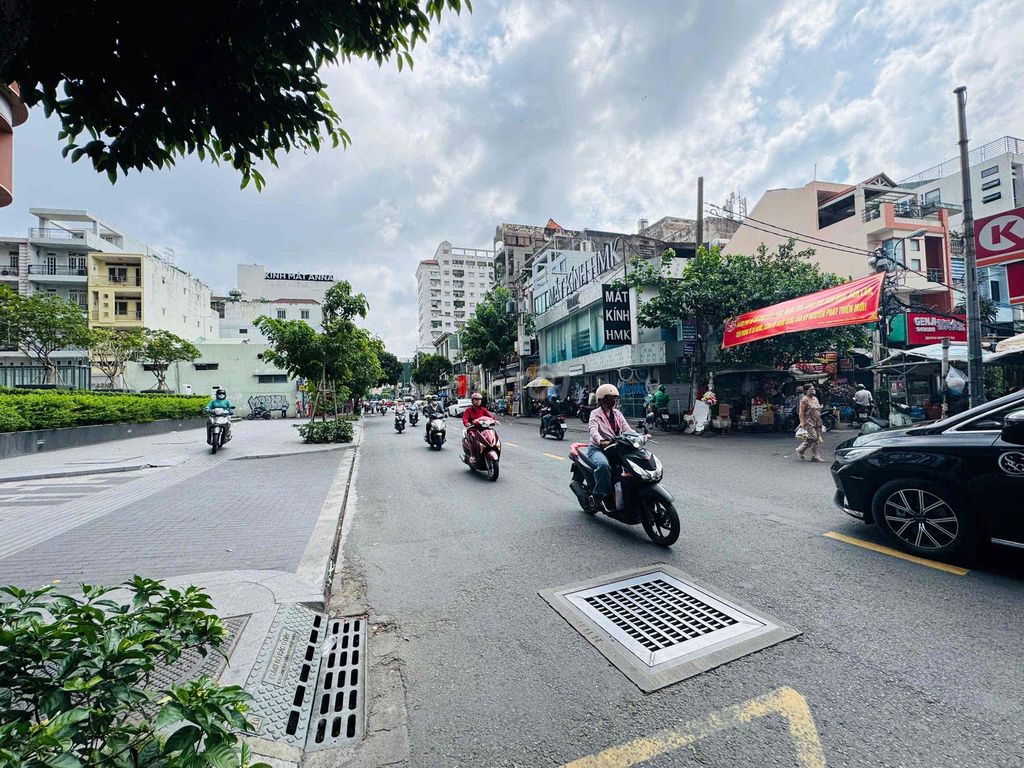 Cho Thuê Mặt Bằng Kinh Doanh Nguyễn Trãi Quận 1