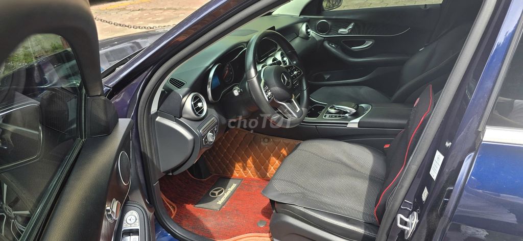 Mercedes Benz C Class 2019 C 200 - 68430 km. Mua bán Ô tô tại Quận Thanh Xuân Hà Nội được đăng bởi Đình Trường hình 4