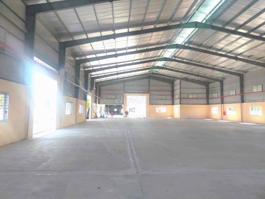 KHO XƯỞNG LÊ VĂN QUỚI ( 1200m2 ) ĐƯỜG CONTAINER