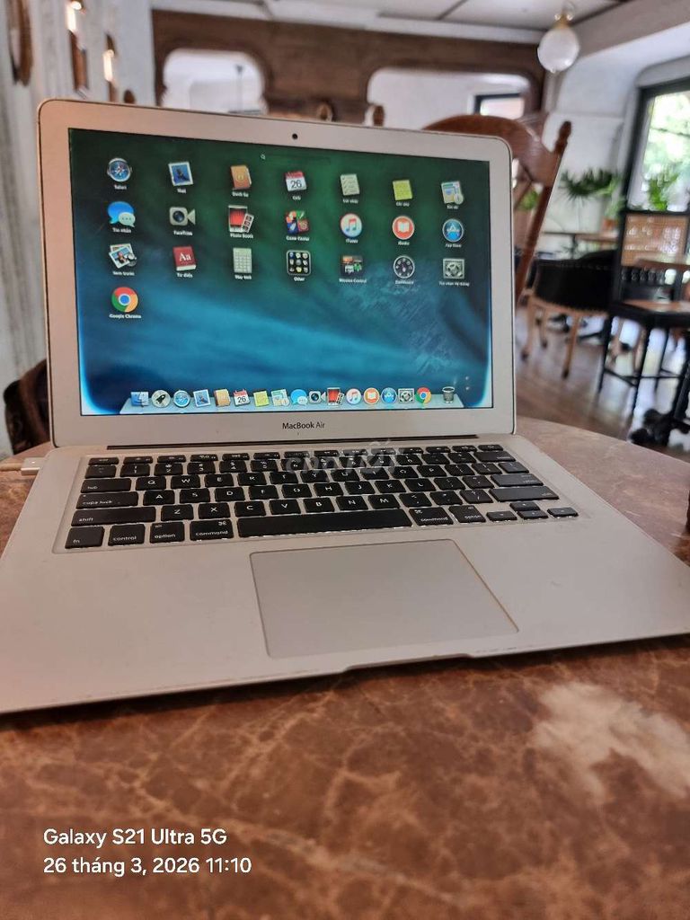 Apple MacBook Air Bạc. Mua bán Laptop tại Huyện Củ Chi Tp Hồ Chí Minh được đăng bởi  Thanh Nam  hình 1