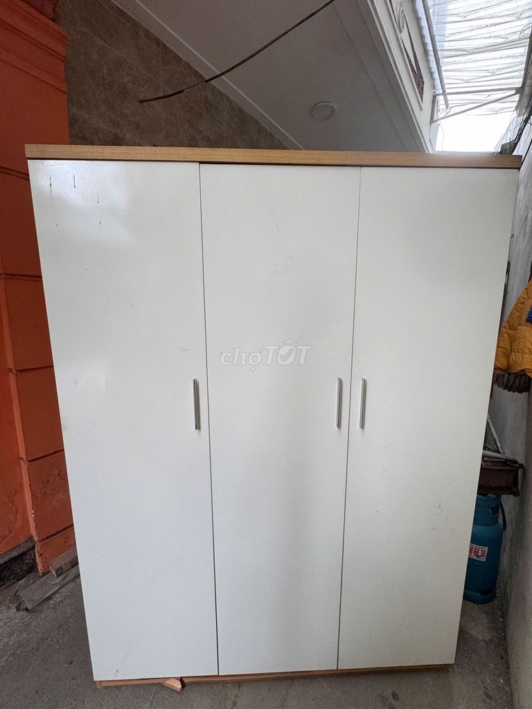 Tủ quần áo gỗ trắng 145x53x197cm. Mua bán Tủ, kệ gia đình tại Quận Nam Từ Liêm Hà Nội được đăng bởi Trà My hình 1