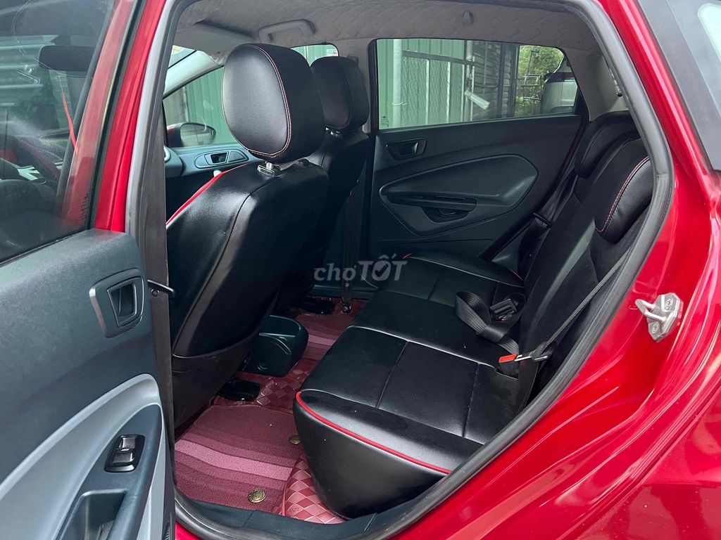 Ford Fiesta 2013 1.6 AT Hatchback - 107000 km. Mua bán Ô tô tại Huyện Phú Giáo Bình Dương được đăng bởi Hoàng Lâm hình 6