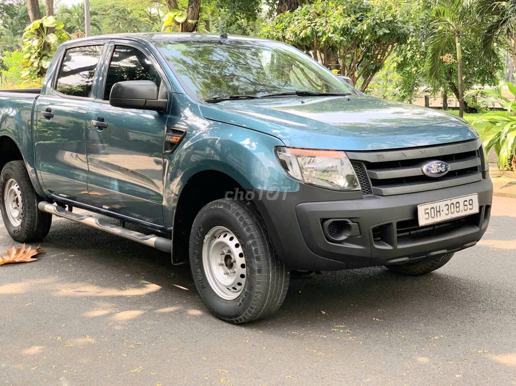 FORD RANGER SỐ SÀN 2 CẦU 4X4 CỰC KHỎE. Mua bán Ô tô tại Quận 7 Tp Hồ Chí Minh được đăng bởi Tuấn  hình 13