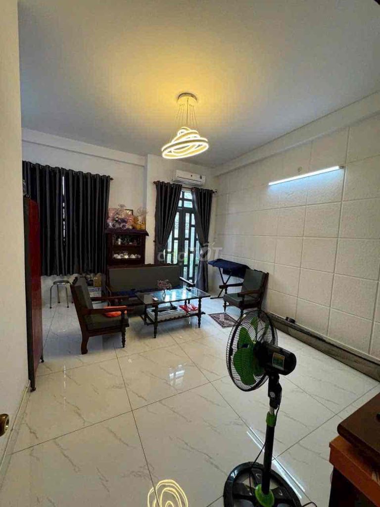 Nhà Cho Thuê nguyên cân 12tr ở Bình Tân. Cho thuê Nhà ở tại Quận Bình Tân Tp Hồ Chí Minh được đăng bởi Quốc Trung hình 4