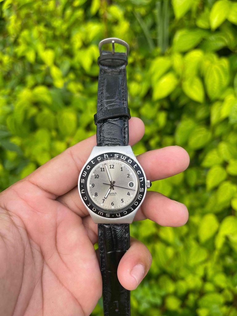 Swatch Đồng hồ đeo tay Dây da Đen Thụy Sĩ. Mua bán Đồng hồ tại Huyện Cầu Kè Trà Vinh được đăng bởi Đức Trí Tâm hình 1