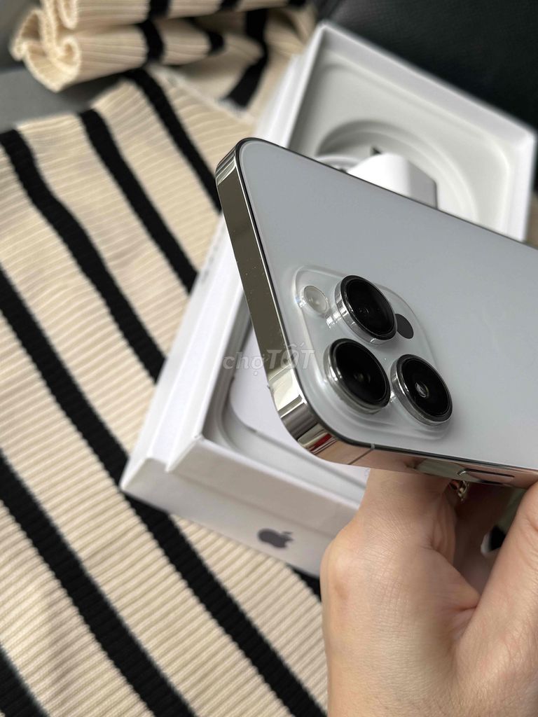 iphone 14 Pro 128gb màu trắng đẹp đang sử dụng tốt. Mua bán Điện thoại tại Quận 1 Tp Hồ Chí Minh được đăng bởi Đathi Lý hình 4