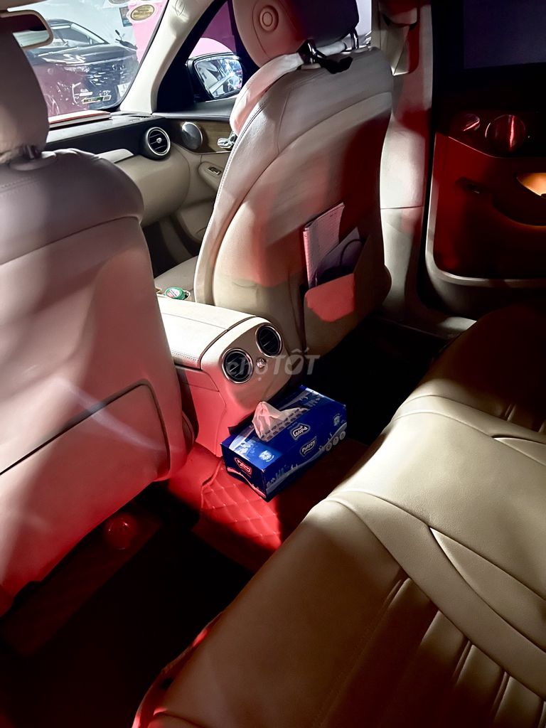 Mercedes-Benz C-Class черный