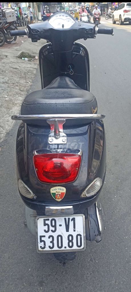 Piaggio vespa LX Fi fun xăng điện tử 2013. Mua bán Xe máy tại Quận 10 Tp Hồ Chí Minh được đăng bởi văn phúc  hình 4