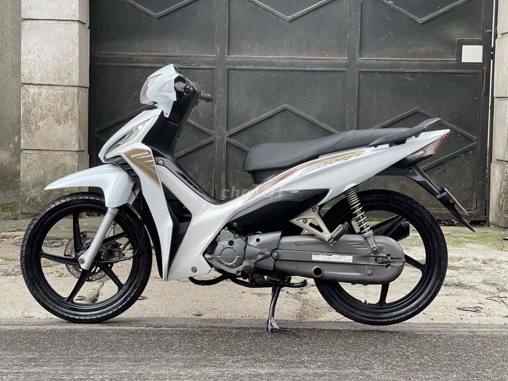 Honda Wave Rsx Fi dky 2020. Mua bán Xe máy tại Quận Bắc Từ Liêm Hà Nội được đăng bởi Cẩm Hương hình 2