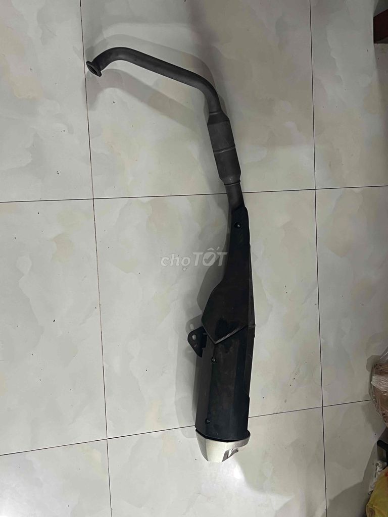 Cần Ra Đi Cây Pô Zin R15v3 chạy ít. Mua bán Phụ tùng xe tại Thành phố Châu Đốc An Giang được đăng bởi Tú Dương hình 2