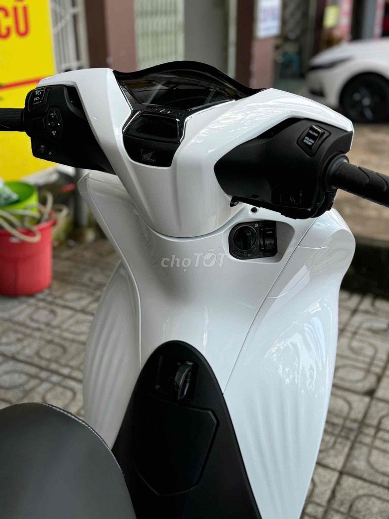 Honda SH Nam 125cc 2021 Trắng đen Sporty. Mua bán Xe máy tại Thành phố Buôn Ma Thuột Đắk Lắk được đăng bởi Ngô quốc Việt  hình 7