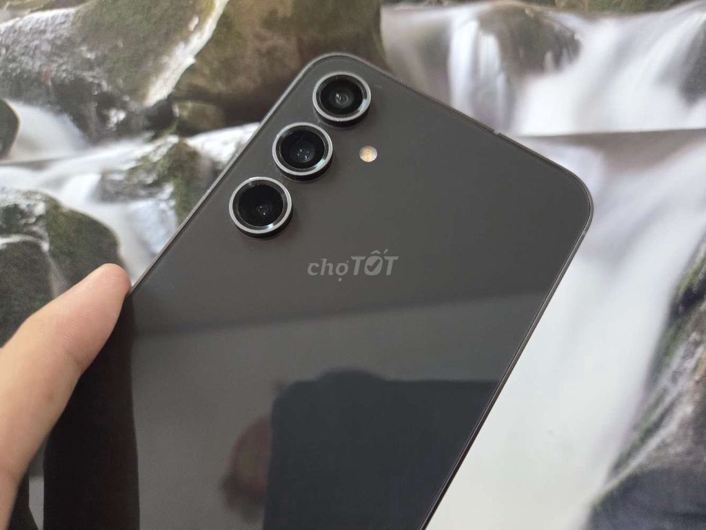 Samsung S23 FE Viền Thép Siêu Bền 2 Sim Mỹ. Mua bán Điện thoại tại Quận 5 Tp Hồ Chí Minh được đăng bởi Androidgiare hình 1