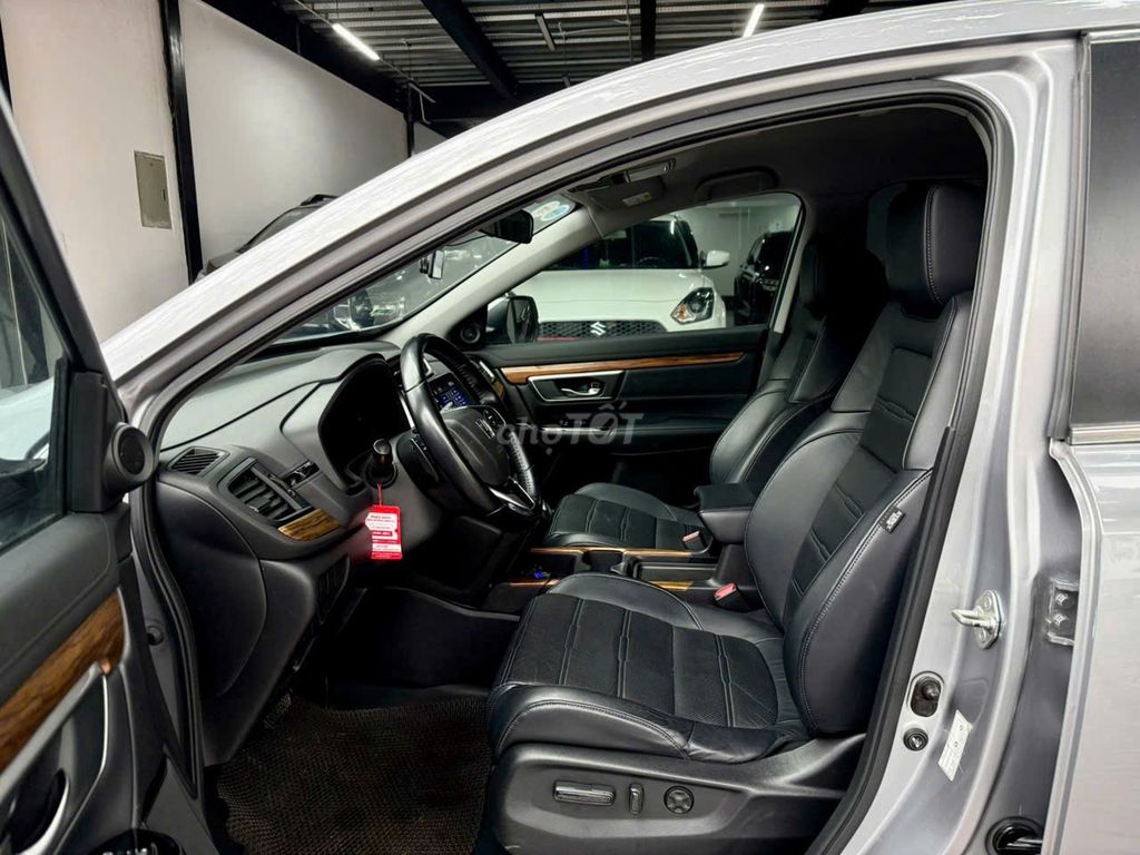 Honda CRV G 2019 nhập Thái,odo 8,7 vạn km, giá tốt. Mua bán Ô tô tại Quận Long Biên Hà Nội được đăng bởi Long Biên Cars hình 2