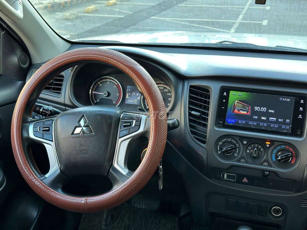 Mitsubishi Triton GLX SX 2021 2.4Mivec 4x2 xe đẹp. Mua bán Ô tô tại Quận Hà Đông Hà Nội được đăng bởi Hà Đông Car hình 5