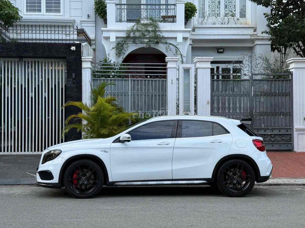bán gấp mercedes GLA45 AMG 4matic 2015. Mua bán Ô tô tại Quận Bình Thạnh Tp Hồ Chí Minh được đăng bởi kim hạo thiên hình 1