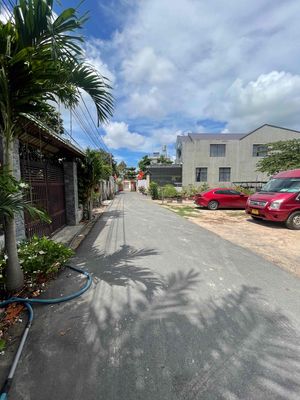 BÁN LÔ ĐẤT 1205M2, NGANG 31M, CÓ 100M2 THỔ CƯ, TÂN HƯNG TP BÀ RỊA. Mua bán đất tại Thành phố Bà Rịa Bà Rịa - Vũng Tàu được đăng bởi Hoàng Tân