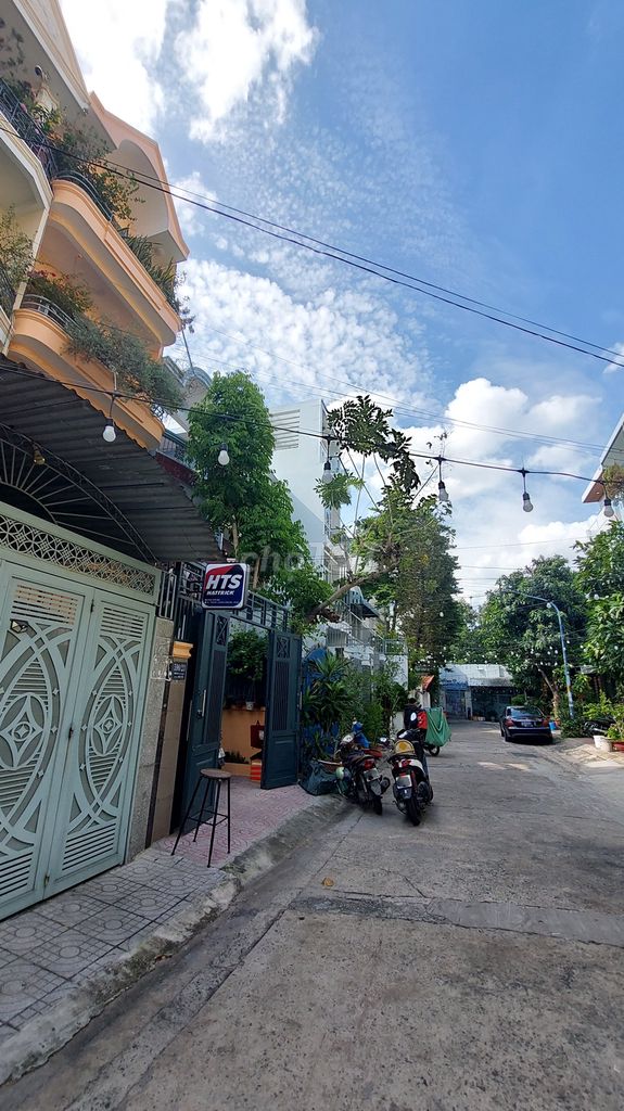 /viec-lam-quan-12-tp-ho-chi-minh/123667763.htm#px=SR-stickyad-[PO-3][PL-top]?i=3