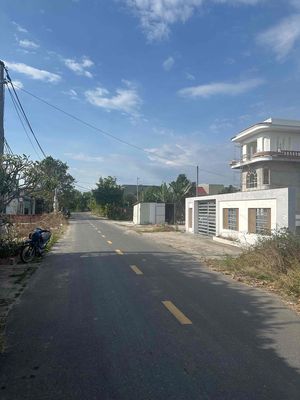 Đất lọt khe khu biệt thự homestay cách bờ kè Phước Hải 2km. Mua bán đất tại Huyện Đất Đỏ Bà Rịa - Vũng Tàu được đăng bởi Long