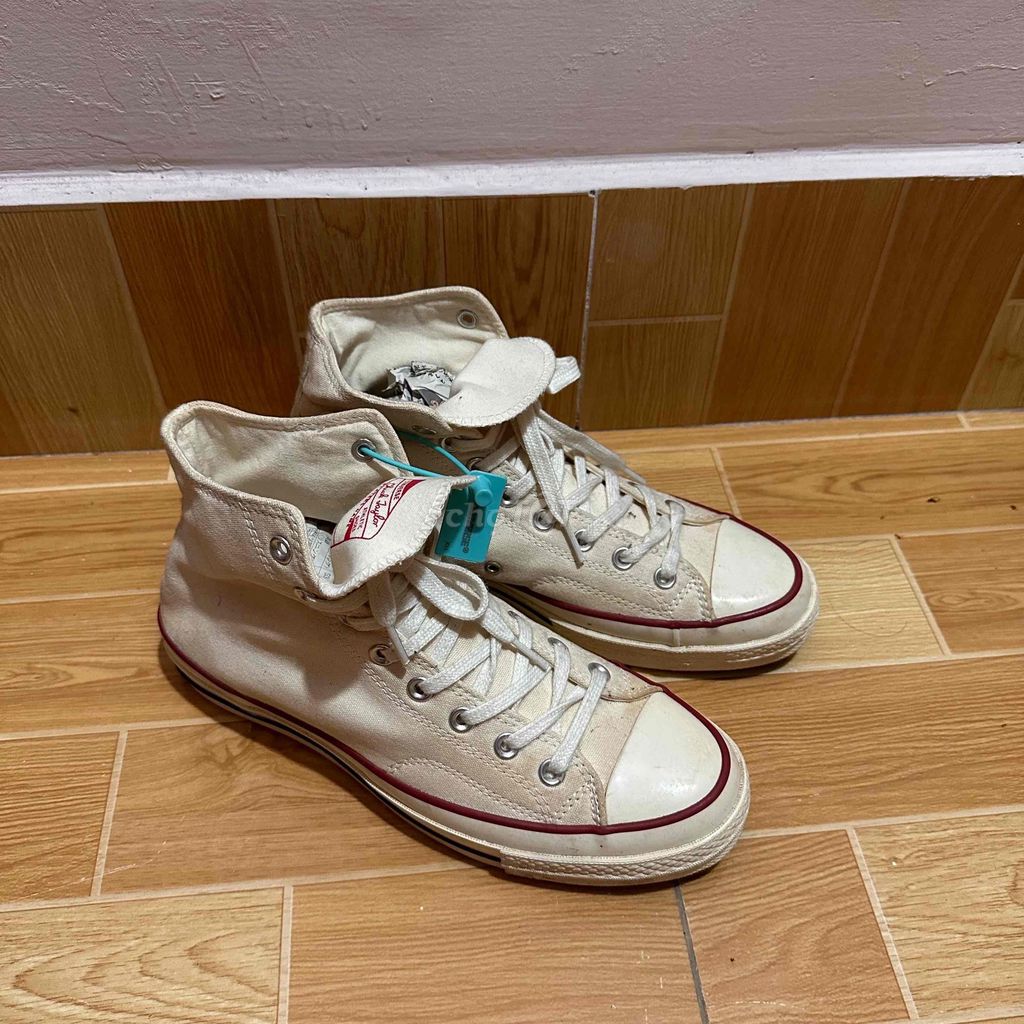 Giày thể thao Converse Chuck Taylor size 42.5. Mua bán Giày dép tại Thị xã Tân Uyên Bình Dương được đăng bởi An Nguyễn hình 1