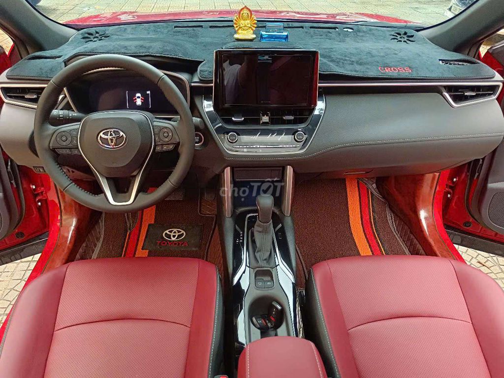 Toyota Cross 2025 1.8V - 1200 km