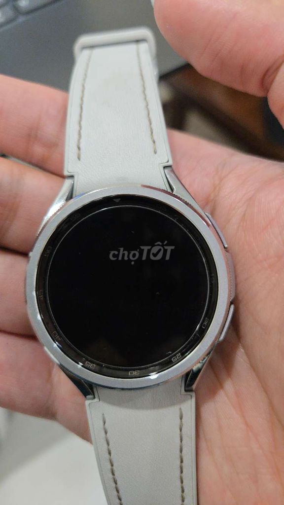 Samsung Galaxy Watch 6 Classic 43mm Trắng. Mua bán Thiết bị đeo thông minh tại Quận Ba Đình Hà Nội được đăng bởi Quang Anh Trần hình 1