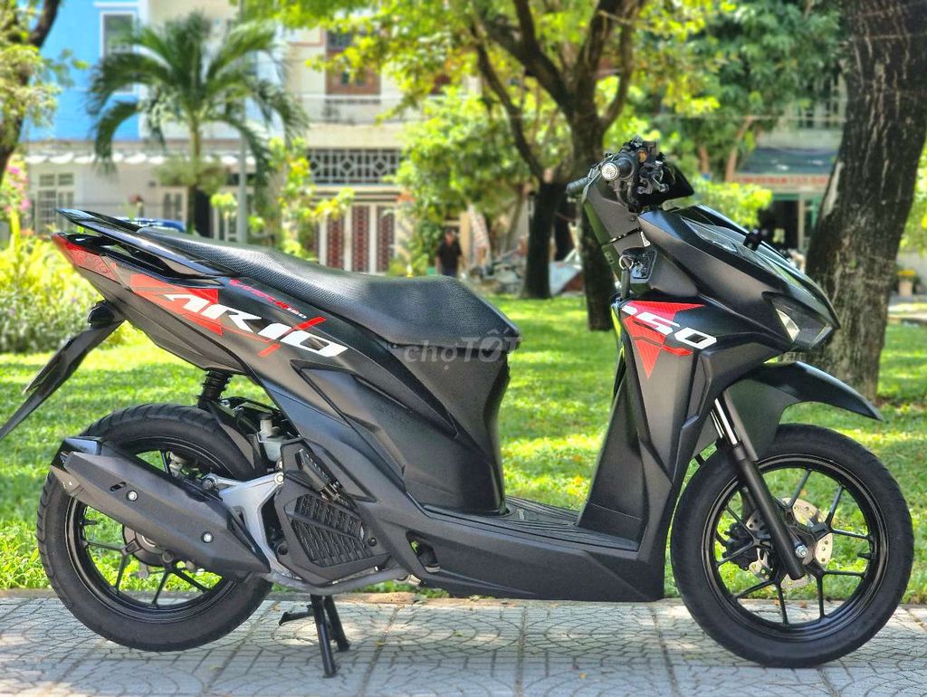 Vario 125 dki 9.2023. Xe đi 7 ngàn như mới. Mua bán Xe máy tại Quận Sơn Trà Đà Nẵng được đăng bởi AN  chuyên mua bán xe máy cũ tại 386 ngô quyền sơn trà đà nẵng  BÁN XE TRẢ GÓP hình 2