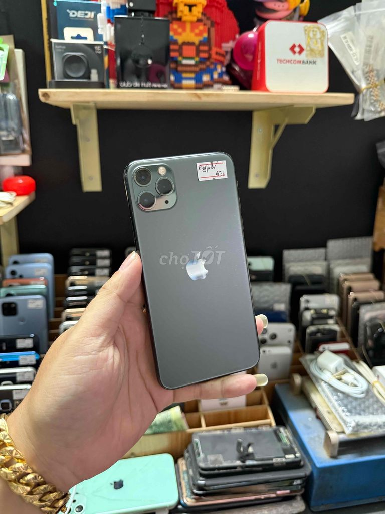 Apple iPhone 11 Pro Max 64GB Xám Đã qua sử dụng. Mua bán Điện thoại tại Quận Bình Thạnh Tp Hồ Chí Minh được đăng bởi SyTuan hình 1