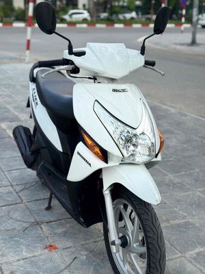 Honda Click Trắng Tiết kiệm xăng đời cuối - 134373