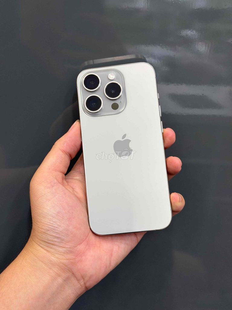 iPhone 15 Pro 256GB Bạc Qte Pin New 100 chip A17. Mua bán Điện thoại tại Quận Ninh Kiều Cần Thơ được đăng bởi Quý Mobile Cần thơ hình 1