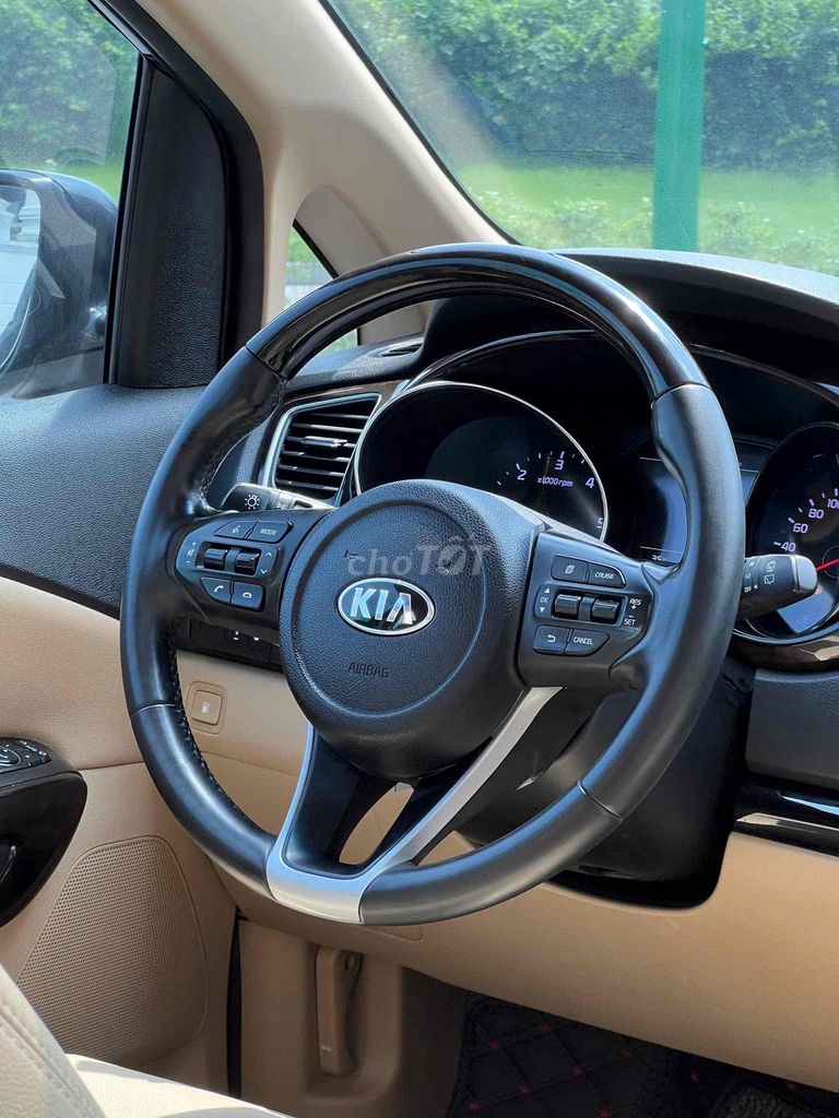Kia Sedona 2018 2.2 DATH - 96000 km. Mua bán Ô tô tại Quận Long Biên Hà Nội được đăng bởi Le hao hình 10