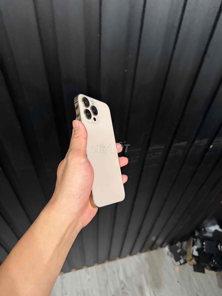 iphone 13prm đưa 4tr5 nhận máy zin đóng tháng. Mua bán Điện thoại tại Quận Thanh Khê Đà Nẵng được đăng bởi BÔN APPLE 19 Bàu Hạc 3 hình 1