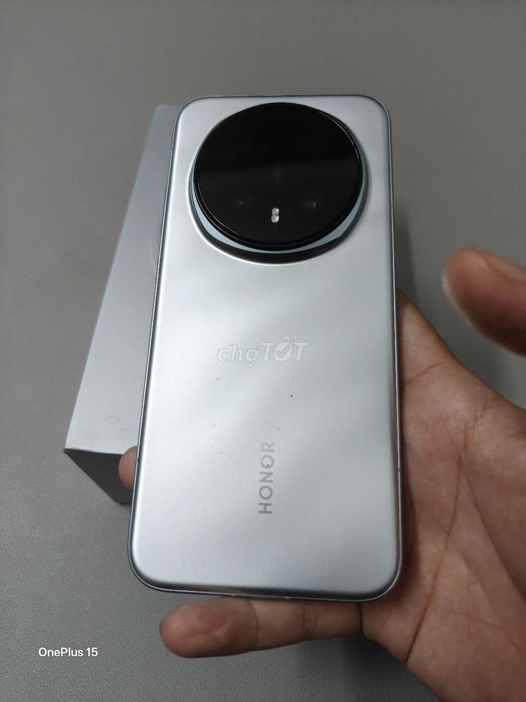 Honor Magic 8 Pro 16/512GB Bạc có GL. Mua bán Điện thoại tại Thành phố Thủ Đức Tp Hồ Chí Minh được đăng bởi AVG Mobile hình 1