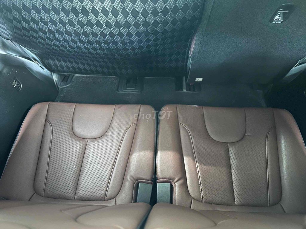 Hyundai Santafe 2.5 xăng cao cấp 2023 màu trắng. Mua bán Ô tô tại Quận Cầu Giấy Hà Nội được đăng bởi Cao Quý hình 19