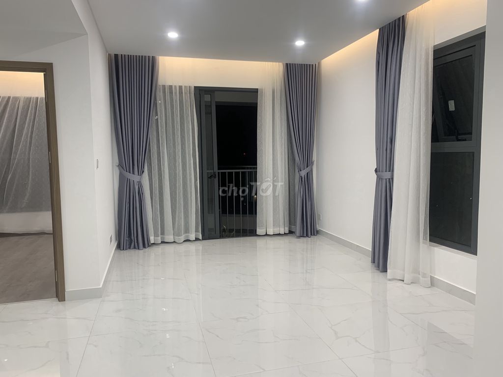 Cho Thuê Căn Hộ 2PN+2WC khu Diamond Alnata Plus, view công viên.