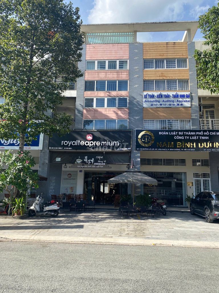 BÁN NHÀ 2 MT KINH DOANH 136 Lê Lợi, Hoà Phú 3, Bình Dương, TP. HCM