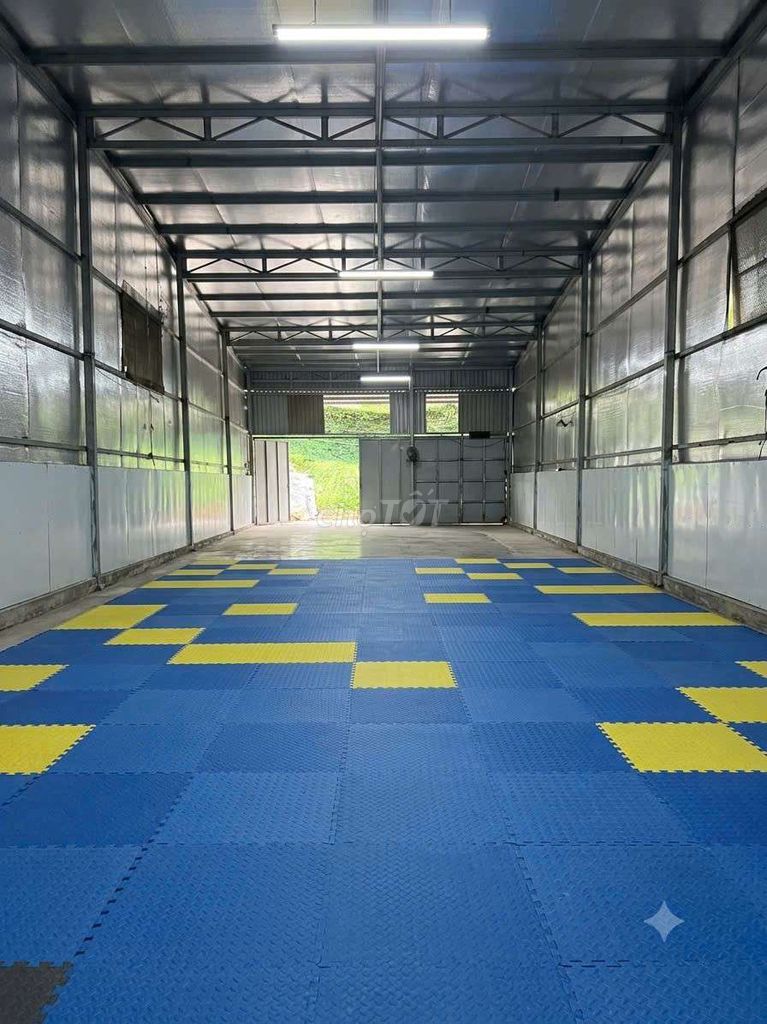 Аренда · 2 комн. · 350 м² · Quận 12, ул. Đường Nguyễn Văn Quá