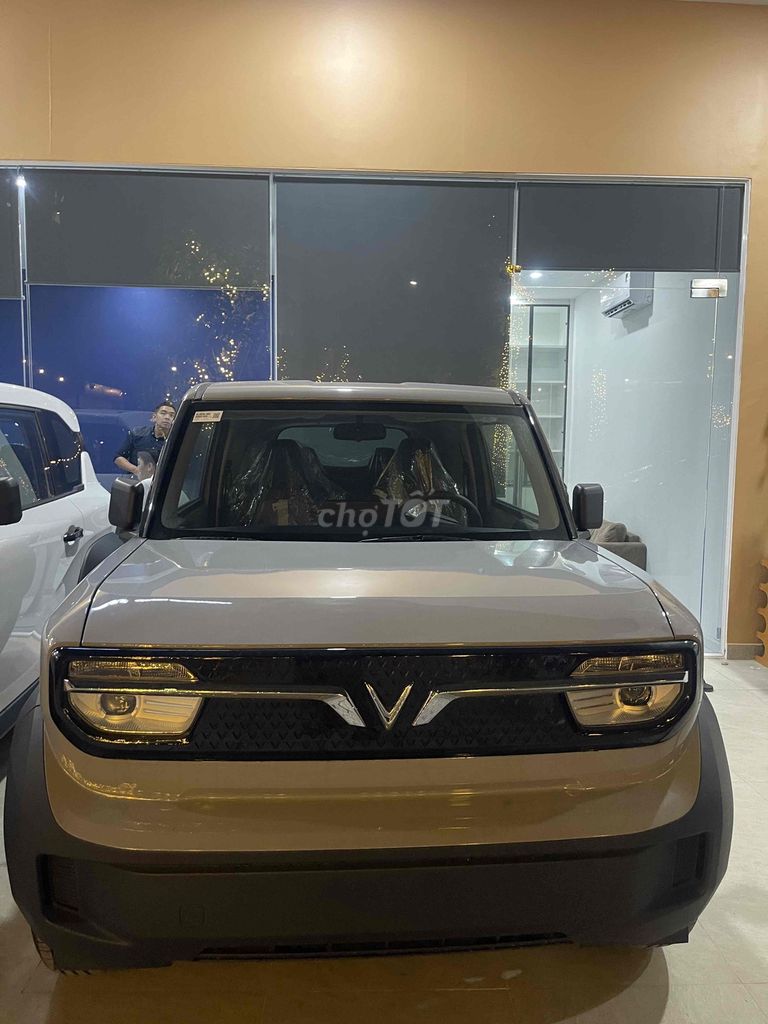 VF3 2025 chưa lăn bánh bao ra giấy tờ SG. Mua bán Ô tô tại Quận 8 Tp Hồ Chí Minh được đăng bởi Hoàng Minh Dương hình 1