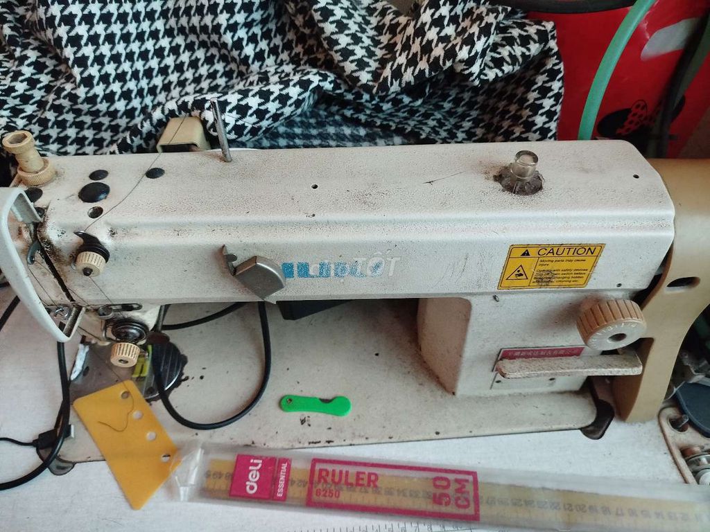 Máy vắt sổ và máy mayJuki cắt chỉ tự động. Mua bán Đồ chuyên dụng, Giống nuôi trồng tại Quận Hoàng Mai Hà Nội được đăng bởi Tung AcMinecraft hình 1