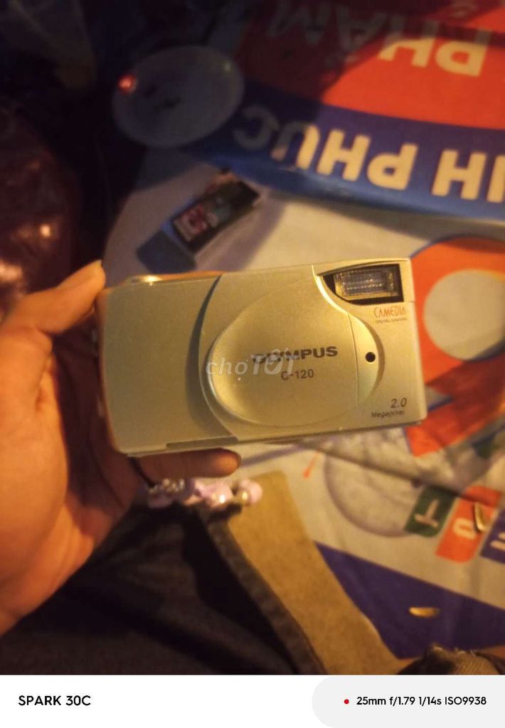 Olympus C120 máy còn mới , màn hình đẹp