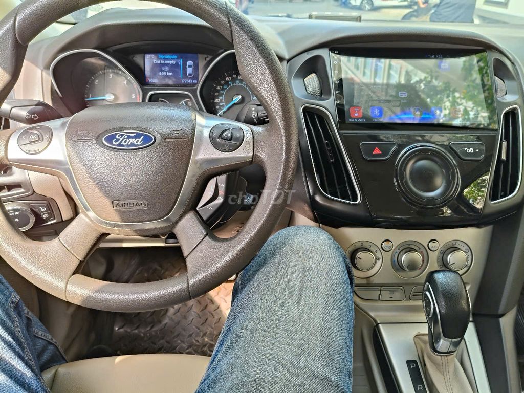 Ford Focus 2012 1.8 AT - 79000 km