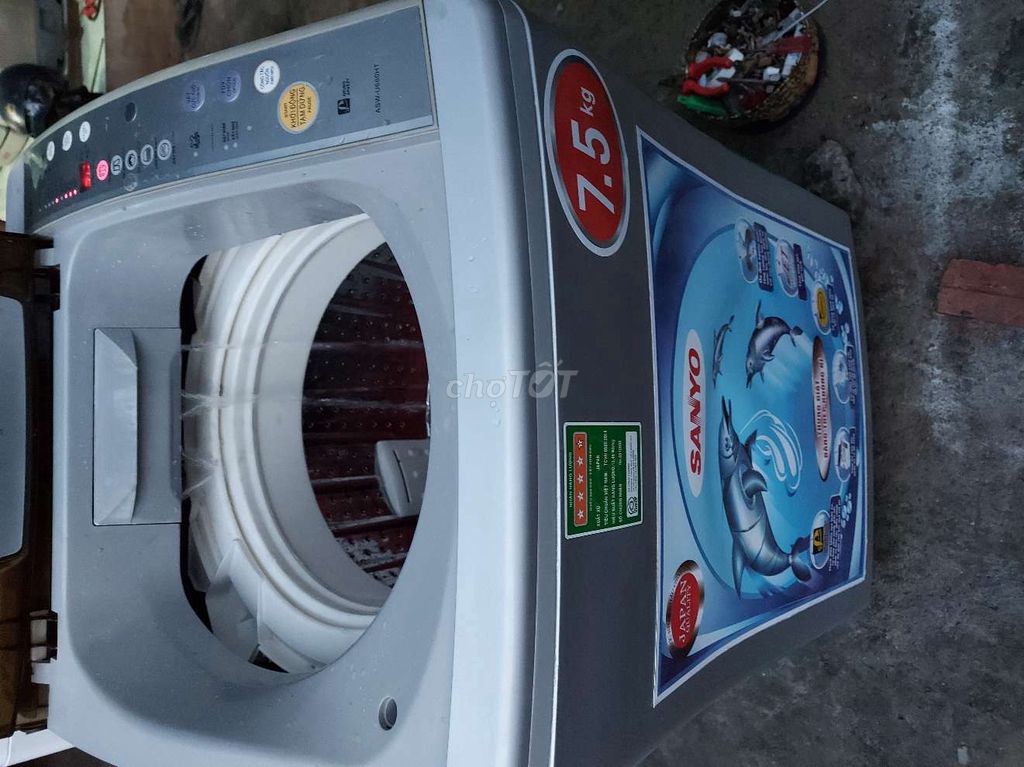 0377449203 - Thanh lý máy giặt 7,5kg sayo